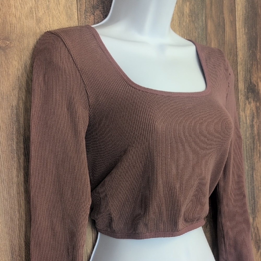 By Together Mauve Long Sleeve Square Ribbed Fitted Crop Top M/L            M276